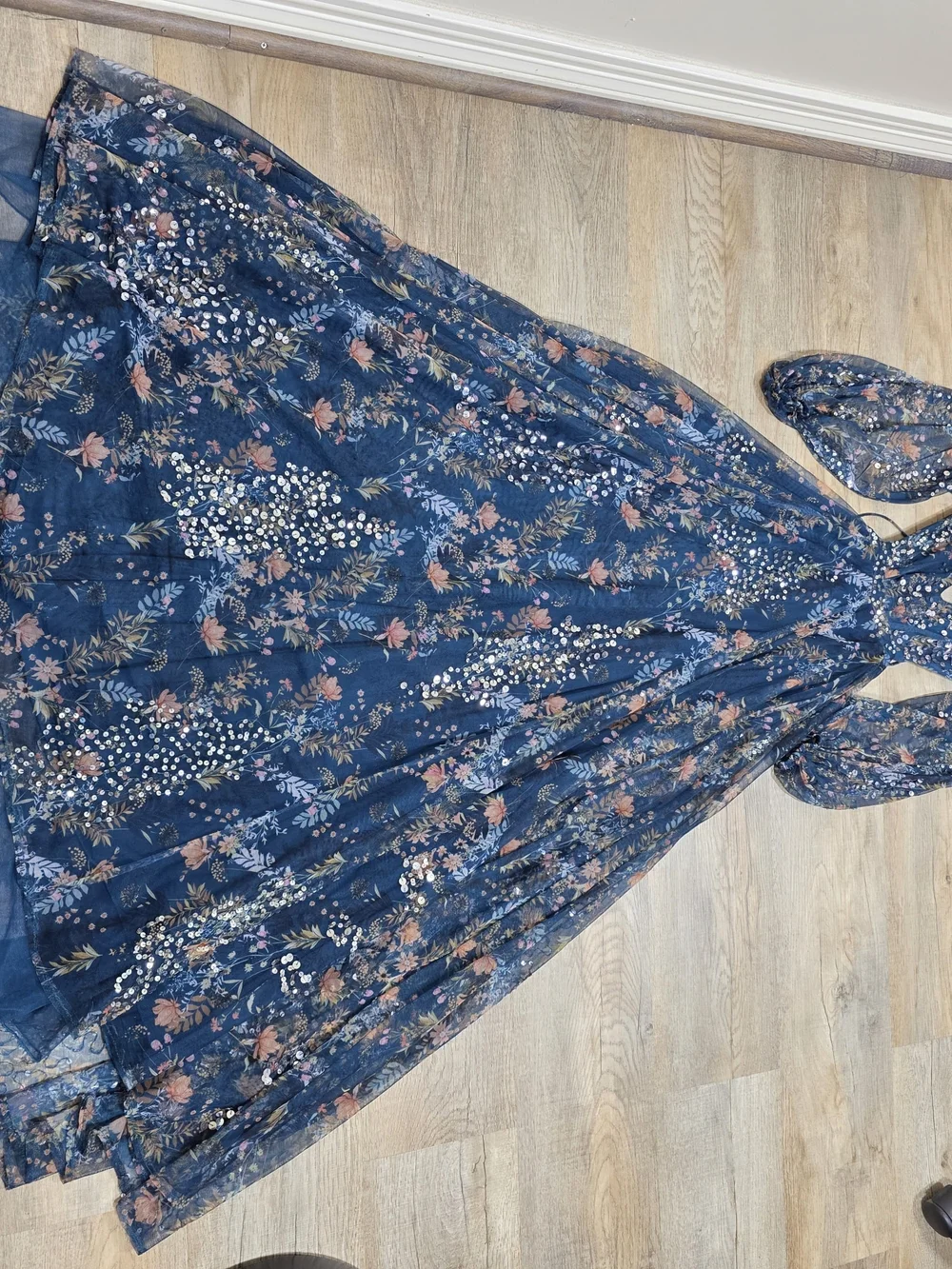 LEENA FOR MAC DUGGAL BLUE FLORAL GOWN SIZE 8 MSRP $598